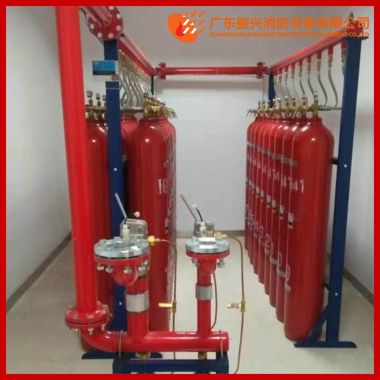 气体灭火系统储瓶间用什么门?